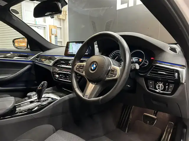 ＢＭＷ ５２３ｄ ツーリング Mスポーツ 群馬県 2018(平30)年 4.6万km アルピンホワイトⅢ 禁煙車/純正ナビ/テレビフルセグ/360度カメラ/前席パワーシート/パーキングアシストプラス/ドライビングアシストプラス/ルーム型ETC/パワーバックドア/Мスポーツサスペンション/ブラインドスポットモニター/パドルシフト/横滑り防止機能/LEDヘッドライト/純正19インチアルミホイール