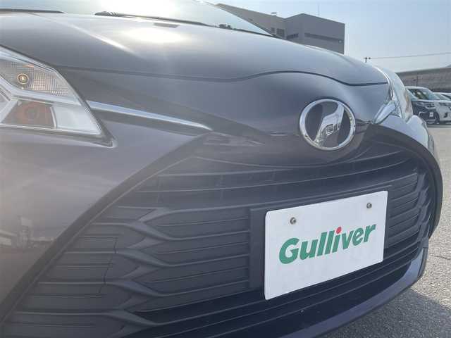 トヨタ ヴィッツ F セーフティエディション 山形県 2018(平30)年 2.5万km ボルドーマイカメタリック 衝突軽減ブレーキ/レーンアシスト/スマートキー/純正ナビ/　【CD BT】/ワンセグTV/バックカメラ/ETC/ドライブレコーダー/オートハイビーム/横滑り防止装置/純正フロアマット/ドアバイザー