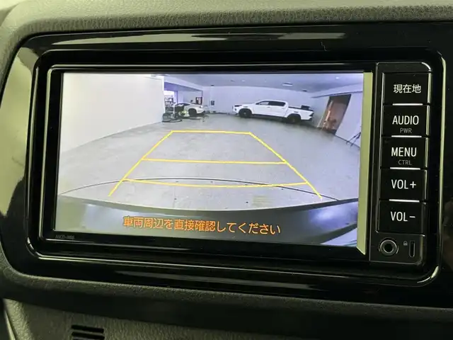 トヨタ ヴィッツ F セーフティエディション 福岡県 2018(平30)年 2.5万km ボルドーマイカメタリック 純正ナビ（ＢＴ、フルセグＴＶ）　/ＥＴＣ　/バックカメラ　/前後ドライブレコーダー　/衝突軽減システム　/横滑り防止装置　/レーンキープ　/オートハイビーム　/コーナーセンサー　/ＡＢＳ　/社外１４インチアルミホイール