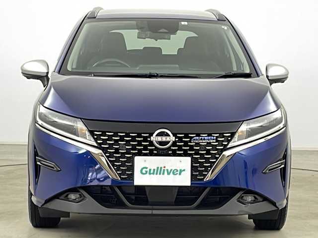 日産 ノート オーテック クロスオーバーFOUR 長野県 2022(令4)年 2.8万km オーロラフレアブルーパール ・４ＷＤ/・ワンオーナー車/・純正ナビ＆ＴＶ＆ＢＴ＆ＤＶＤ＆ＣＤ/・全方位カメラ/・エマージェンシーブレーキ/・車線逸脱警報/・車線逸脱防止支援/・後方車輛検知警報/・後側方衝突防止支援/・標識検知支援/・駐車支援/・後退時車両検知警報/・ふらつき警報/・寒冷地仕様/・レザー調シート/・前席シートヒーター/・革巻きハンドル/・ステアリングヒーター/・ドアミラーウィンカー＆ヒーター/・オートライト/・オートマチックハイビーム/・ＬＥＤヘッドライト/・ＬＥＤフォグランプ/・社外前後ドライブレコーダー（ＳＮ－ＴＷ８４）/・純正リモコンスターター/・夏タイヤ純正オーテックアルミ付き積込