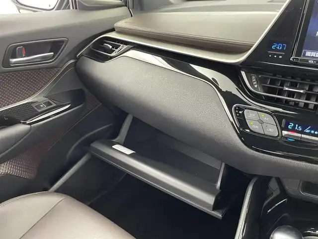 トヨタ Ｃ－ＨＲ G 大分県 2017(平29)年 8.7万km メタルストリームM モデリスタエアロ/純正9インチメモリナビ/フルセグ/バックカメラ/ビルトインＥＴＣ/ハーフレザーシート/シートヒーター/クルーズコントロール/前後ドラレコ/F・Rコーナーセンサー
