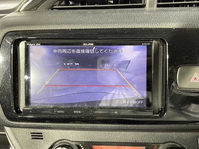 トヨタ ヴィッツ ハイブリッド U スポーティパッケージ 沖縄県 2017(平29)年 12.1万km ブラックマイカ 禁煙車/衝突軽減ブレーキ/ドライブレコーダー/イクリプス製ナビ　/バックカメラ/ETC/シートヒーター/クルーズコントロール/コーナーセンサー/スマートキー/プッシュスタート/純正アルミホイール/純正フロアマット/純正ドアバイザー