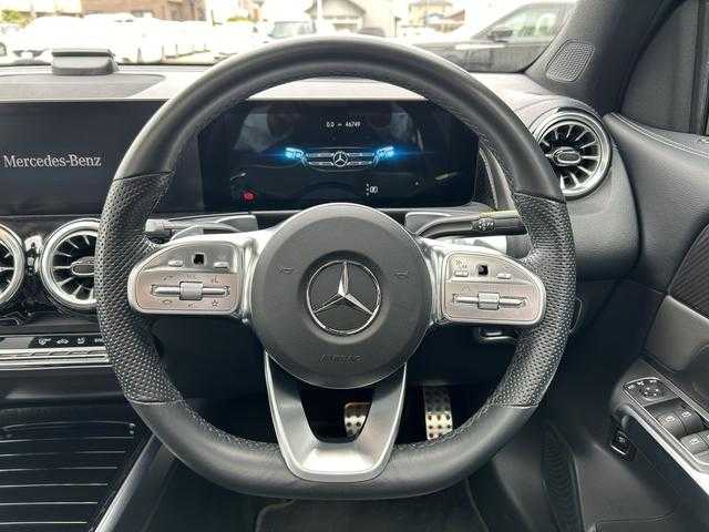 メルセデス・ベンツ Ｍ・ベンツ ＧＬＢ２００ｄ 4マチック AMGライン 埼玉県 2022(令4)年 4.7万km 黒 ワンオーナー　/黒ハーフレザーシート　/レーダーセフティＰＫＧ　/ナビゲーションＰＫＧ　/全周囲カメラ　/アダプティブクルーズコントロール　/ブラインドスポットモニター　/シートヒーター　/電動リアゲート　/ＬＥＤ