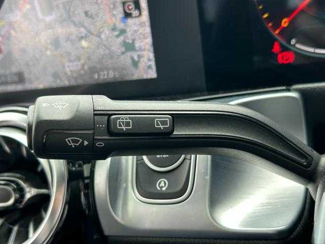 メルセデス・ベンツ Ｍ・ベンツ ＧＬＢ２００ｄ 4マチック AMGライン 埼玉県 2022(令4)年 4.7万km 黒 ワンオーナー　/黒ハーフレザーシート　/レーダーセフティＰＫＧ　/ナビゲーションＰＫＧ　/全周囲カメラ　/アダプティブクルーズコントロール　/ブラインドスポットモニター　/シートヒーター　/電動リアゲート　/ＬＥＤ
