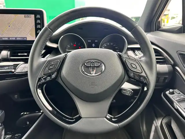 トヨタ Ｃ－ＨＲ G－T モード ネロ セーフティプラス 宮城県 2020(令2)年 4.9万km ブラックマイカ ワンオーナー/セーフティープラス/・低速時衝突回避/純正ナビゲーション/・Bluetooth/USB/全周囲カメラ/ハーフレザーシート/エンジンスターター/クルーズコントロール/前席シートヒーター/ＬＥＤヘッドライト/カーテンエアバック/ＥＴＣ/スペアキー/取扱説明書/保証書