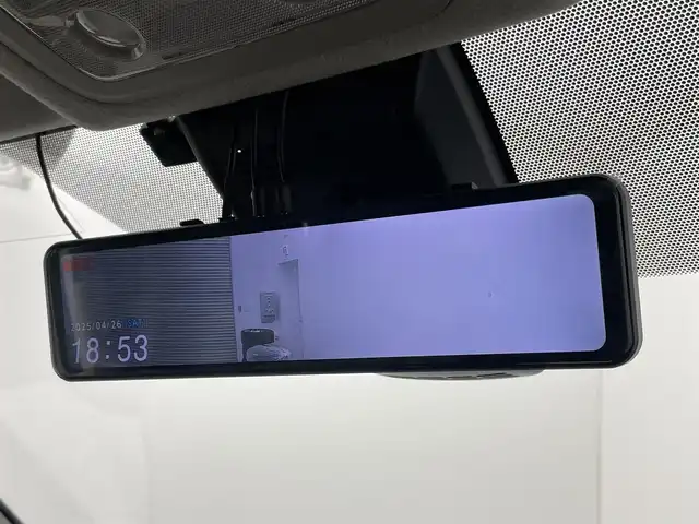 トヨタ ヴォクシー ZS 煌 群馬県 2016(平28)年 6万km ホワイトパールクリスタルシャイン 雹害車　フリップダウンモニター　純正９インチナビ　バックカメラ　両側パワースライドドア　ＬＥＤライト　ＡＨＢ　シートカバー　社外１６インチＡＷ　ステアリングリモコン　ドライブレコーダー　ＥＴＣ