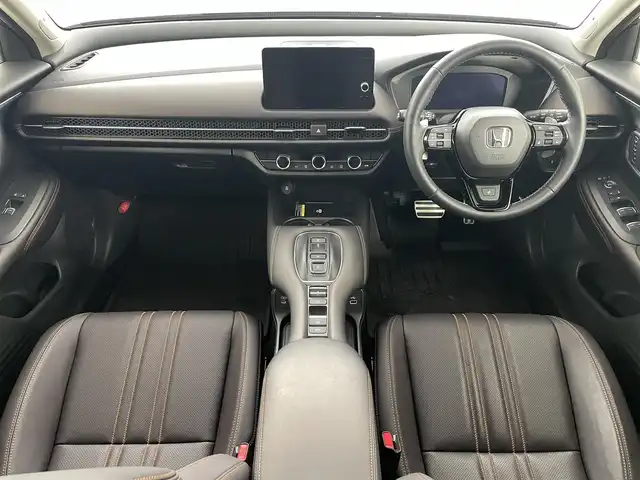 ホンダ ＺＲ－Ｖ ハイブリッド e:HEV Z 福島県 2023(令5)年 1.5万km クリスタルブラックパール 純正ディスプレイオーディオ/【Bluetooth/USB/AppleCarPlay/AndroidAuto/フルセグTV】/・全方位カメラ/・置くだけ充電/・BOSEサウンド/・ETC2.0/ホンダセンシング/・衝突軽減ブレーキ/・先行車発進お知らせ機能/・歩行者事故低減ステアリング/・路外逸脱抑制機能/・標識認識機能/・アダプティブクルーズコントロール/・ブラインドスポットモニター/・オートマチックハイビーム/レザーシート/・前席パワーシート/・前席シートヒーター/ステアリングスイッチ/・ステアリングヒーター/・パドルシフト/純正エアロ/LEDヘッドライト/・オートライト/純正18インチアルミホイール/前席純正フロアマット/ABS/横滑り防止装置/ダウンヒルアシスト/プッシュスタート/・スマートキー/・スペアキー/取扱説明書/・保証書