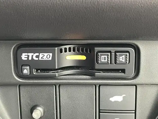 ホンダ ＺＲ－Ｖ ハイブリッド e:HEV Z 福島県 2023(令5)年 1.5万km クリスタルブラックパール 純正ディスプレイオーディオ/【Bluetooth/USB/AppleCarPlay/AndroidAuto/フルセグTV】/・全方位カメラ/・置くだけ充電/・BOSEサウンド/・ETC2.0/ホンダセンシング/・衝突軽減ブレーキ/・先行車発進お知らせ機能/・歩行者事故低減ステアリング/・路外逸脱抑制機能/・標識認識機能/・アダプティブクルーズコントロール/・ブラインドスポットモニター/・オートマチックハイビーム/レザーシート/・前席パワーシート/・前席シートヒーター/ステアリングスイッチ/・ステアリングヒーター/・パドルシフト/純正エアロ/LEDヘッドライト/・オートライト/純正18インチアルミホイール/前席純正フロアマット/ABS/横滑り防止装置/ダウンヒルアシスト/プッシュスタート/・スマートキー/・スペアキー/取扱説明書/・保証書