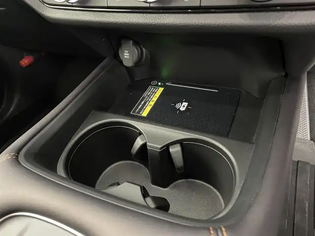 ホンダ ＺＲ－Ｖ ハイブリッド e:HEV Z 福島県 2023(令5)年 1.5万km クリスタルブラックパール 純正ディスプレイオーディオ/【Bluetooth/USB/AppleCarPlay/AndroidAuto/フルセグTV】/・全方位カメラ/・置くだけ充電/・BOSEサウンド/・ETC2.0/ホンダセンシング/・衝突軽減ブレーキ/・先行車発進お知らせ機能/・歩行者事故低減ステアリング/・路外逸脱抑制機能/・標識認識機能/・アダプティブクルーズコントロール/・ブラインドスポットモニター/・オートマチックハイビーム/レザーシート/・前席パワーシート/・前席シートヒーター/ステアリングスイッチ/・ステアリングヒーター/・パドルシフト/純正エアロ/LEDヘッドライト/・オートライト/純正18インチアルミホイール/前席純正フロアマット/ABS/横滑り防止装置/ダウンヒルアシスト/プッシュスタート/・スマートキー/・スペアキー/取扱説明書/・保証書