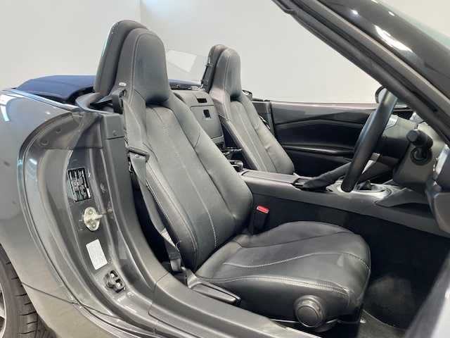 マツダ ロードスター ネイビー トップ 宮城県 2022(令4)年 3.6万km マシーングレープレミアムM 6速MT車/BOSEサウンドシステム/純正SDナビ/フルセグTV/Bluetooth/AUX/CD/DVD/USB入力端子/ETC/コーナーセンサー/衝突被害軽減システム/クルーズコントロール/レーンキープアシスト/プッシュスタート/レザー本革/シートヒーター/オートライト/LEDヘッドライト/純正アルミホイール/純正フロアマット/純正ドライブレコーダー/ETC/横滑り防止装置/アンチロックブレーキシステム