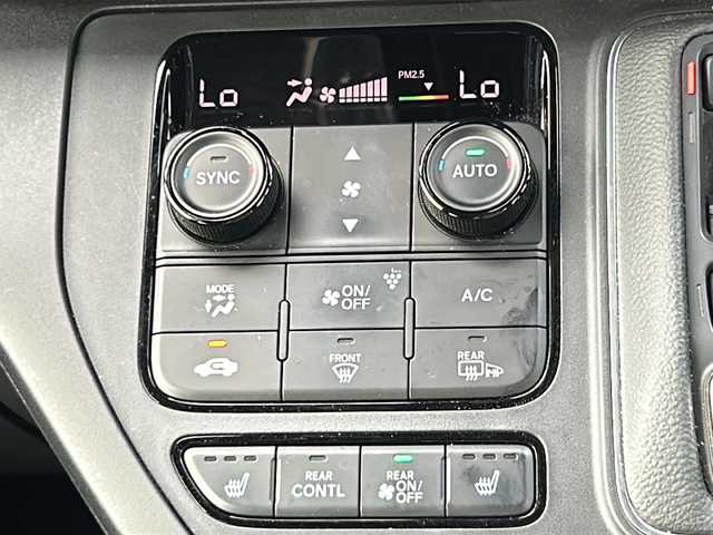 ホンダ ステップワゴン スパーダ eHEV 大阪府 2023(令5)年 1万km トワイライトミストブラックパール 純正１１．４インチナビ/純正１５．６インチフリップダウンモニター/両側パワースライドドア/前席シートヒーター /フルセグＴＶ/Ｂｌｕｅｔｏｏｔｈ/ＣＤ／ＤＶＤ/ＵＳＢ端子/レーダークルーズコントロール/電動リアゲート/オットマン/ブレーキホールド/BSM/ETC/スマートキー/LEDヘッドライト/取扱説明書/保証書