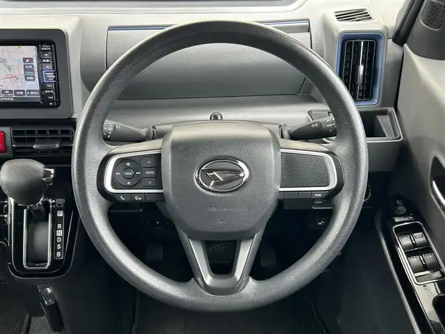 ダイハツ タント カスタム X 茨城県 2020(令2)年 7.5万km シャイニングホワイトパール 純正ナビ/・フルセグTV/・Bluetooth接続/・DVD再生機能/バックカメラ/両側パワースライド/前方ドライブレコーダー/ビルトインETC/LEDオートライト/コーナーセンサー/純正アルミホイール/純正フロアマット/ハーフレザーシート