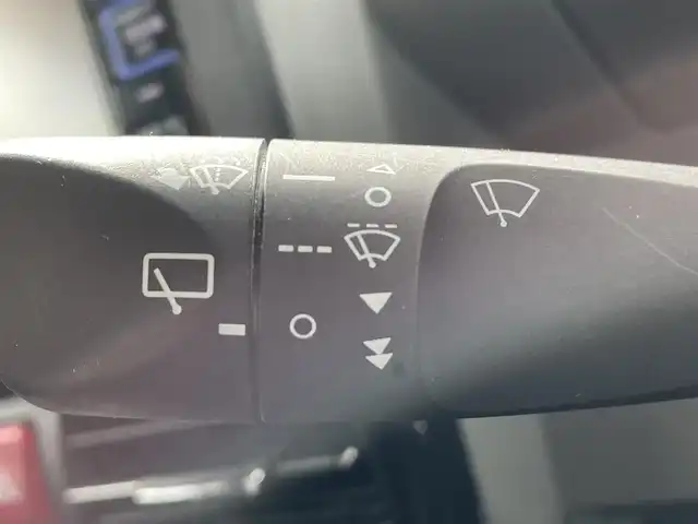 ダイハツ タント カスタム X 茨城県 2020(令2)年 7.5万km シャイニングホワイトパール 純正ナビ/・フルセグTV/・Bluetooth接続/・DVD再生機能/バックカメラ/両側パワースライド/前方ドライブレコーダー/ビルトインETC/LEDオートライト/コーナーセンサー/純正アルミホイール/純正フロアマット/ハーフレザーシート