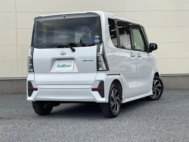 ダイハツ タント カスタム X 茨城県 2020(令2)年 7.5万km シャイニングホワイトパール 純正ナビ/・フルセグTV/・Bluetooth接続/・DVD再生機能/バックカメラ/両側パワースライド/前方ドライブレコーダー/ビルトインETC/LEDオートライト/コーナーセンサー/純正アルミホイール/純正フロアマット/ハーフレザーシート