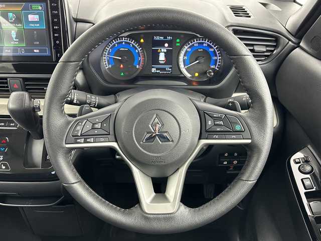 三菱 デリカミニ T プレミアム 愛知県 2025(令7)年 0.1千km 緑Ⅱ 未使用車/純正9型ディスプレイオーディオ/・Bluetooth/・AppleCarPlay/・AndroidAuto/アラウンドビューモニター/デジタルインナーミラー/両側パワースライドドア/シートヒーター/ステアリングヒーター/追従クルコン/衝突軽減/コーナーセンサー/レーンキープ/オートマチックハイビーム/ルーフレール/スペアキー/サイドデカール