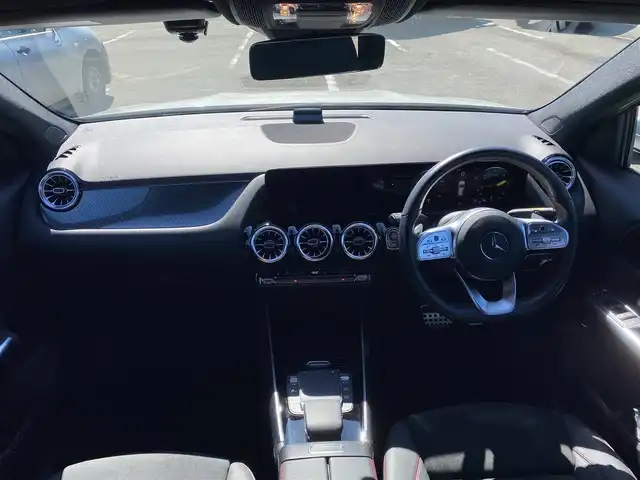 メルセデス・ベンツ ＧＬＡ２００ｄ 4マチック AMGライン 福岡県 2021(令3)年 2.2万km デジタルホワイト ・アダプティブクルーズコントロール/・純正ナビ/BT/USB/carplay/・ハーフレザーシート/シートヒーター/・全方位カメラ/・ドライブレコーダー/・フルセグ/・ETC/・純正19AW/・保証書/・取扱説明書/・スペアキー/・ワイヤレス充電/LEDライト