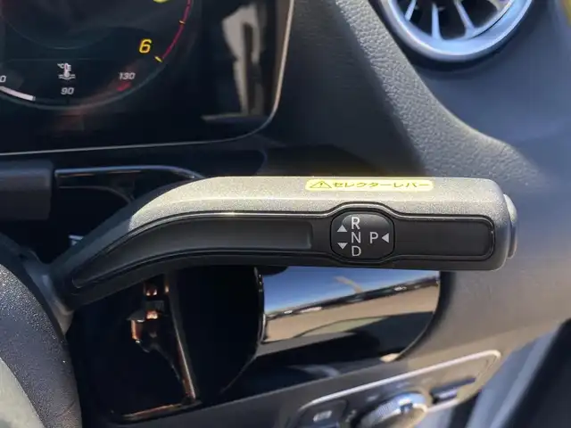 メルセデス・ベンツ ＧＬＡ２００ｄ 4マチック AMGライン 福岡県 2021(令3)年 2.2万km デジタルホワイト ・アダプティブクルーズコントロール/・純正ナビ/BT/USB/carplay/・ハーフレザーシート/シートヒーター/・全方位カメラ/・ドライブレコーダー/・フルセグ/・ETC/・純正19AW/・保証書/・取扱説明書/・スペアキー/・ワイヤレス充電/LEDライト