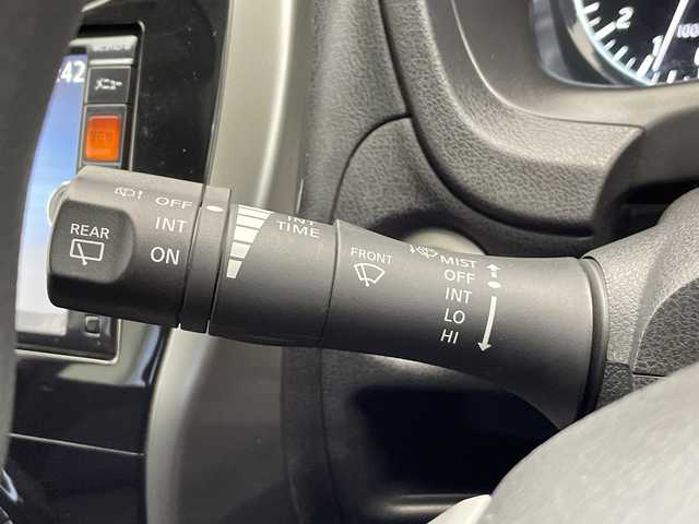 日産 ノート X DIG－S Vセレ +セーフ 栃木県 2015(平27)年 2.9万km ダークメタルグレー メモリーナビ/（CD/DVD/Bluetooth/AUX/ワンセグTV)/バックカメラ/全方位カメラ/衝突軽減ブレーキ/コーナーセンサー/ETC/前方ドラレコ/禁煙車/オートライト/HIDヘッドライト/横滑り防止装置/フォグランプ/スマートキー/プッシュスタート/アイドリングストップ/ステアリングスイッチ/電動格納ミラー/純正アルミホイール/社外フロアマット