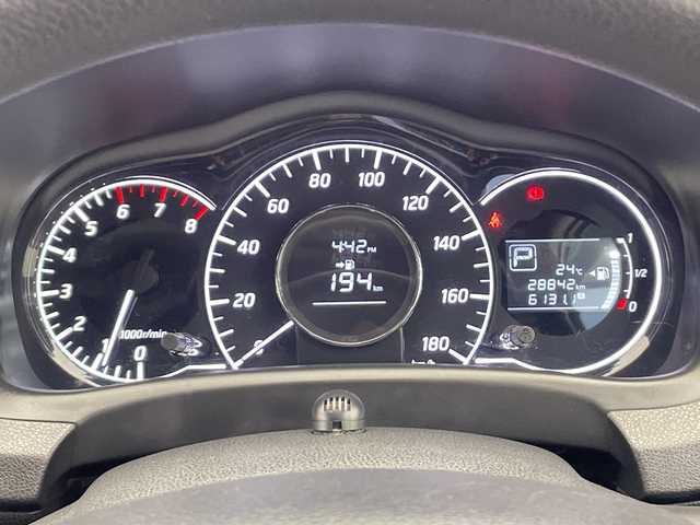日産 ノート X DIG－S Vセレ +セーフ 栃木県 2015(平27)年 2.9万km ダークメタルグレー メモリーナビ/（CD/DVD/Bluetooth/AUX/ワンセグTV)/バックカメラ/全方位カメラ/衝突軽減ブレーキ/コーナーセンサー/ETC/前方ドラレコ/禁煙車/オートライト/HIDヘッドライト/横滑り防止装置/フォグランプ/スマートキー/プッシュスタート/アイドリングストップ/ステアリングスイッチ/電動格納ミラー/純正アルミホイール/社外フロアマット