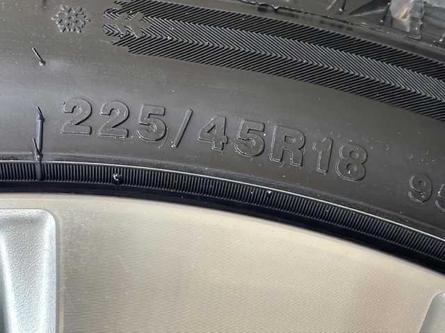 トヨタ クラウン アスリート i－Four 青森県 2010(平22)年 11.2万km ホワイトパールクリスタルシャイン 4WD/純正HDDナビ・フルセグTV/CD・DVD・Bluetooth・HDD/バックカメラ/前席パワーシート/純正エンジンスターター/クルーズコントロール/純正ビルトインETC/トランクイージークローザー/HIDヘッドライト/フォグランプ/純正18インチアルミ/スマートキー/プッシュスタート