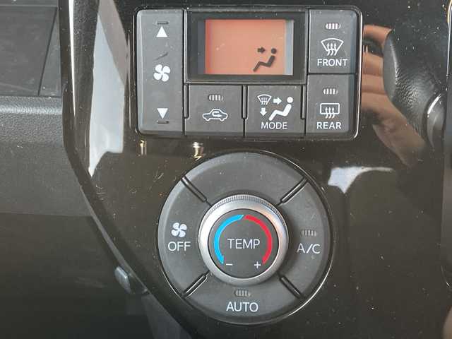 ダイハツ ウェイク G ターボ リミテッド SAⅢ 神奈川県 2019(平31)年 4万km パールホワイトⅢ /オフビートカーキM 純正ナビ（NSZN-X69D）/フルセグ/Bluetooth/CD/DVD/HDMI/USB/両側パワースライドドア　/全方位カメラ　/コーナーセンサー　/ETC/ドライブレコーダー　/LEDヘッドライト　/オートマチックハイビーム　/フォグライト　/スマートキー/プッシュスタート/純正アルミホイール　/純正フロアマット/ドアバイザー/電動格納ミラー/ABS/横滑り防止装置/衝突被害軽減システム