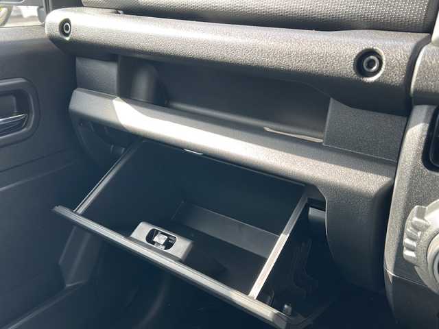 スズキ ジムニー ノマド FC 秋田県 2025(令7)年 0.1千km 紺 4WD/クルーズコントロール/前席シートヒーター/スズキセーフティ/純正15インチAW