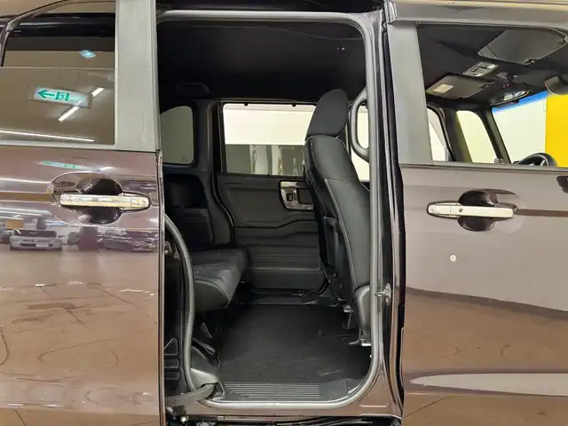 ホンダ Ｎ ＢＯＸ カスタム G L ホンダセンシング 群馬県 2018(平30)年 3.7万km プレミアムベルベットパープル・パール ホンダセンシング/・衝突軽減ブレーキ/・レーンキープアシスト/・横滑り防止/・クルーズコントロール/・リアコーナーセンサー/・オートライト/純正７インチナビ/・AM/FM/フルセグTV/・CD/DVD/USB/・Bluetooth/SD/片側電動スライドドア/バックカメラ/LEDヘッドライト/LEDフォグランプ/ETC/純正フロアマット/純正ドアバイザー/純正14インチアルミホイール/プッシュスタート/スマートキー