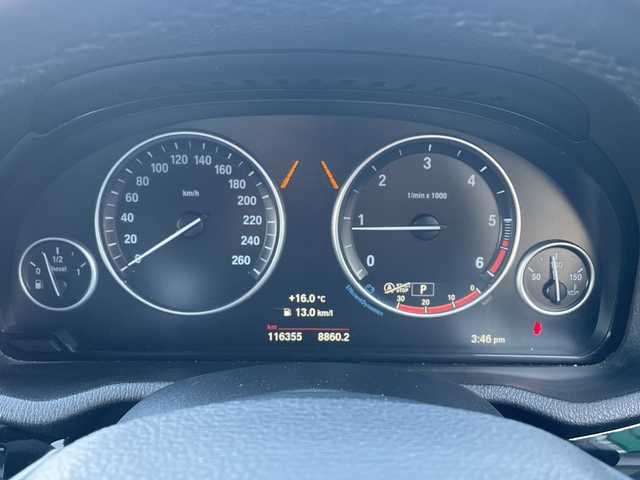 ＢＭＷ Ｘ３ xDrive20d Mスポーツ 愛知県 2015(平27)年 11.7万km アルピンホワイトⅢ /禁煙車//メーカーHDDナビ//BT/AUX/USB/フルセグTV/MUSICコレクション//バックカメラ//フロントカメラ//レーダー探知機//純正18インチアルミホイール//プッシュスタート//スマートキー//スペアスマートキー//パワーバックドア//ルーフレール//トノカバー//ハーフレザーシート//メモリー機能付きパワーシート//オートHIDヘッドライト//フォグランプ//革巻きステアリング//パドルシフト//ステアリングスイッチ//ステアリングチルト＆テレスコピック機構//クルーズコントロール//アイドリングストップ//インテリジェントセーフティー//リアデフォッガー//ダウンヒルアシストコントロール//横滑り防止装置//クリアランスソナー//各種運転モード(SPORT/ECOPRO)//ウィンカーミラー//バニティミラーランプ付バイザー//防眩機能付きルームミラー//Wエアバッグ＋サイド//カーテンエアバッグ//記録簿//保証書//取扱説明書