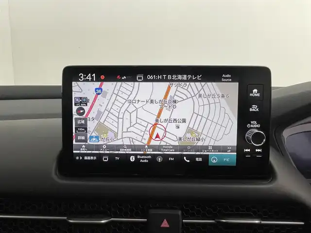 ホンダ ＺＲ－Ｖ ハイブリッド e:HEV Z ブラックスタイル 道央・札幌 2024(令6)年 1.6万km プラチナホワイトパール ・ワンオーナー/・純正メモリナビ/・BT/USB/AppleCarPlay/AndroidAuto/・アラウンドビューモニター/・ＢＯＳＥサウンド/・前後ドライブレコーダー/・ビルトインETC2.0/・ホンダセンシング/・衝突軽減ブレーキ/・横滑り防止装置/・アダプティブクルーズコントロール/・ブラインドスポットモニター/・踏み間違い防止機能/・前後コーナーセンサー/・アイドリングストップ/・ダウンヒルアシストコントロール/・レザーシート/・全席シートヒーター/・前席パワーシート/・ステアリングヒーター/・ワイヤレス充電/・パドルシフト/・LEDヘッドライト/・フォグ/・保証書・取扱説明書/・スペアキー