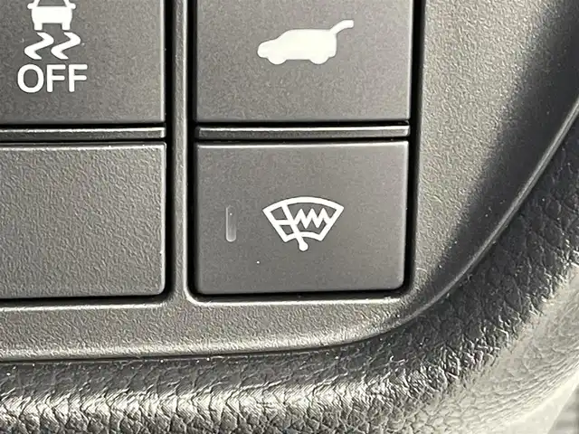 ホンダ ＺＲ－Ｖ ハイブリッド e:HEV Z ブラックスタイル 道央・札幌 2024(令6)年 1.6万km プラチナホワイトパール ・ワンオーナー/・純正メモリナビ/・BT/USB/AppleCarPlay/AndroidAuto/・アラウンドビューモニター/・ＢＯＳＥサウンド/・前後ドライブレコーダー/・ビルトインETC2.0/・ホンダセンシング/・衝突軽減ブレーキ/・横滑り防止装置/・アダプティブクルーズコントロール/・ブラインドスポットモニター/・踏み間違い防止機能/・前後コーナーセンサー/・アイドリングストップ/・ダウンヒルアシストコントロール/・レザーシート/・全席シートヒーター/・前席パワーシート/・ステアリングヒーター/・ワイヤレス充電/・パドルシフト/・LEDヘッドライト/・フォグ/・保証書・取扱説明書/・スペアキー