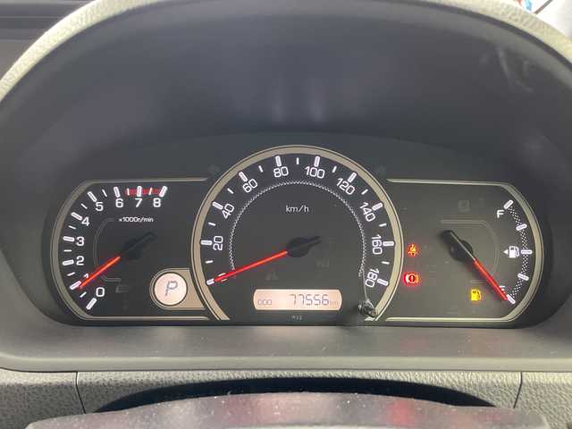 トヨタ ノア X 兵庫県 2015(平27)年 7.8万km ボルドーマイカメタリック ・純正9インチナビ（NSZT-Y64T）/・AM/FM/CD/DVD/フルセグ/・Bluetooth接続/・バックカメラ/・前後ドライブレコーダー/・片側パワースライドドア/・左右独立エアコン/・後席エアコン/・ETC/・LEDヘッドランプ/・スロットルコントローラー/・2列目サンシェード/・オールオートパワーウィンドウ/・電動格納ミラー/・アイドリングストップ/・carrozeriaツイーター/・ドアバイザー/・純正フロアマット/・社外アルミホイール/・取扱説明書/・保証書/・スペアキー/・フォグランプ/・ウインカーミラー