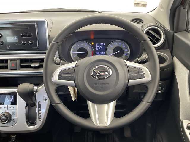 ダイハツ キャスト アクティバ G SAⅡ 栃木県 2017(平29)年 5万km ファイアークォーツレッドM 純正オーディオ/(CD/AUX)/スマートアシスト/・衝突回避支援ブレーキ機能/・車線逸脱抑制制御機能/禁煙車/オートライト/LEDヘッドライト/横滑り防止装置/フォグランプ/スマートキー/プッシュスタート/アイドリングストップ/革巻きステアリング/ウィンカーミラー/純正１５インチアルミホイール/純正フロアマット