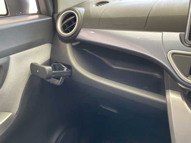 ダイハツ キャスト アクティバ G SAⅡ 栃木県 2017(平29)年 5万km ファイアークォーツレッドM 純正オーディオ/(CD/AUX)/スマートアシスト/・衝突回避支援ブレーキ機能/・車線逸脱抑制制御機能/禁煙車/オートライト/LEDヘッドライト/横滑り防止装置/フォグランプ/スマートキー/プッシュスタート/アイドリングストップ/革巻きステアリング/ウィンカーミラー/純正１５インチアルミホイール/純正フロアマット