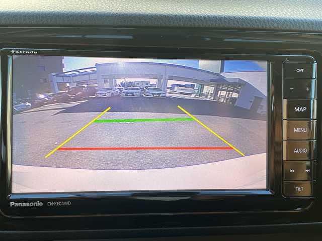 トヨタ ヴィッツ F アミー 愛知県 2018(平30)年 6.4万km ホワイトパールクリスタルシャイン パナソニック製ナビ（CN-RE04WD)/フルセグTV・AM・FM・SD・Bluetooth・CD・DVD・USB/バックカメラ/スマートキー/プッシュスタート/ビルトインETC/前方ドライブレコーダー/プリクラッシュセーフティ/車線逸脱防止機能/アイドリングストップ/オートライト/LEDヘッドライト/フォグランプ/純正フロアマット/純正ドアバイザー/保証書/点検整備記録簿（R3・R5・R7)