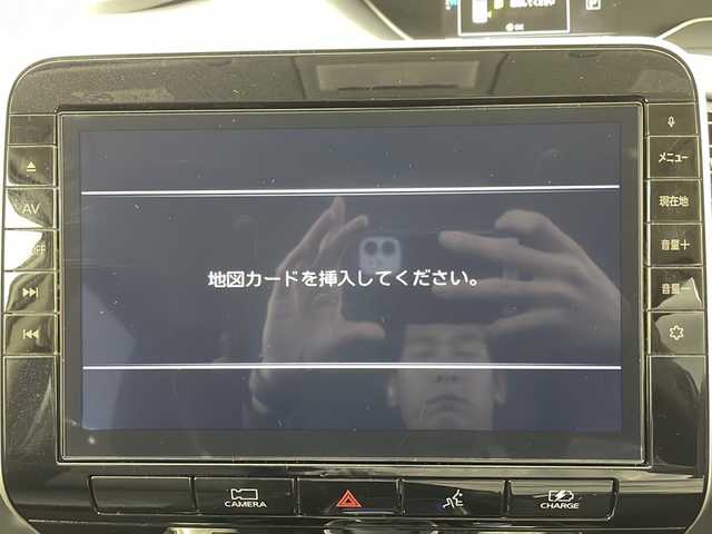 日産 セレナ e－パワー ハイウェイスター V 新潟県 2020(令2)年 6.4万km ブリリアントホワイトパール 純正10インチナビ /フリップダウンモニター /フルセグTV /ETC/エマージェンシーブレーキ /アラウンドビューモニター /ハンズフリースライドドア /ドライブレコーダー /純正LEDヘッドライト /フォグライト/ブラインドスポットモニター/リアクロストラフィックアラート/クリアランスソナー/インテリジェントキー