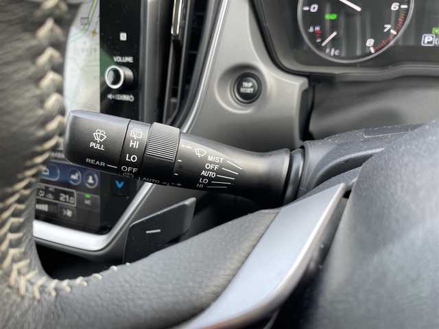 スバル クロストレック ツーリング 福岡県 2023(令5)年 5万km クリスタルホワイトP ４WD　/アイサイト搭載　/１１．６メーカーナビ　/フルセグTV　/アラウンドビューカメラ　/ETC　/ステアリングリモコン　/レーダークルーズ　/パドルシフト　/ドラレコ前方　/パワーシート　/シートヒーター/純正マット/純正アルミ/LEDライト/AFS/オートマチックハイビーム/プッシュスタート/保証書