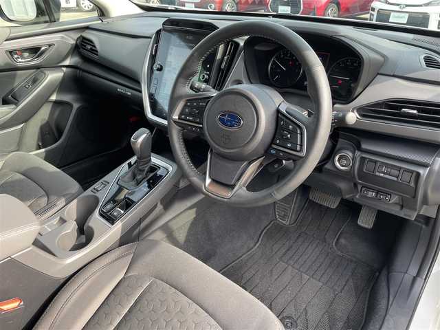 スバル クロストレック ツーリング 福岡県 2023(令5)年 5万km クリスタルホワイトP ４WD　/アイサイト搭載　/１１．６メーカーナビ　/フルセグTV　/アラウンドビューカメラ　/ETC　/ステアリングリモコン　/レーダークルーズ　/パドルシフト　/ドラレコ前方　/パワーシート　/シートヒーター/純正マット/純正アルミ/LEDライト/AFS/オートマチックハイビーム/プッシュスタート/保証書