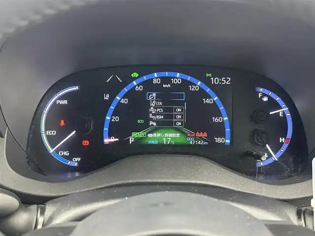 トヨタ ヤリスクロス ハイブリッド Z 愛知県 2023(令5)年 4.8万km ブラックマイカ 純正ナビ　/（フルセグ/BT）　/衝突軽減システム　/レーダークルーズコントロール　/全方位車外カメラ　/コーナーセンサー　/レーンキープアシスト　/盗難防止装置　/シートヒーター　/ステアリングヒーター　/ドラレコ　/ETC /純正アルミホイール
