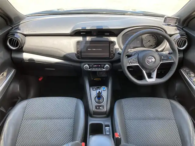日産 キックス X 鳥取県 2020(令2)年 5.9万km ピュアブラック 純正10インチナビ/フルセグ/CD/DVD/BT/USB/アラウンドビューモニター/プロパイロット/エマージェンシーブレーキ/ドライブレコーダー・ETC/ハーフレザーシート/前席シートヒーター/インテリジェントルームミラー/LEDヘットライト/純正17インチアルミホイール/プッシュエンジンスタート/ステアリングヒーター/フロアマット/ドアバイザー