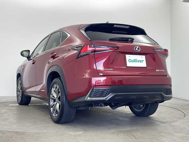 レクサス ＮＸ 300h Fスポーツ 秋田県 2019(令1)年 4.3万km レッドマイカクリスタルシャイン 4WD/純正ナビ(CD DVD SD BT フルセグTV)/バックカメラ/Lexus Safety System ＋/　・プリクラッシュセーフティ/　・レーントレーシングアシスト/　・オートマチックハイビーム/　・アダプティブハイビームシステム/　・レーダークルーズコントロール（全車速追従機能付）/　・ロードサインアシスト/　・先行車発進告知機能/横滑り防止システム/D/N席シートヒーター/D/N席エアーシート/D/N席パワーシート/シートポジションメモリー機能/ステアリングヒーター /パワーバックドア /ETC/クリアランスソナー/社外ドラレコ/レザーシート/純正アルミホイール /純正フロアマット/パドルシフト/スマートキー/プッシュスタート/電動格納ミラー