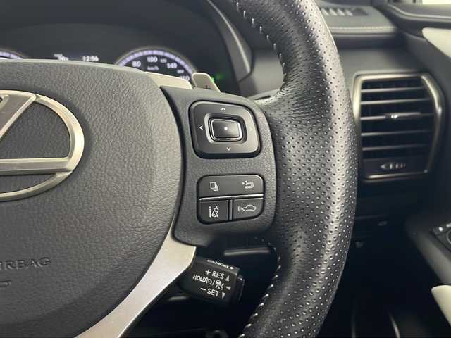 レクサス ＮＸ 300h Fスポーツ 秋田県 2019(令1)年 4.3万km レッドマイカクリスタルシャイン 4WD/純正ナビ(CD DVD SD BT フルセグTV)/バックカメラ/Lexus Safety System ＋/　・プリクラッシュセーフティ/　・レーントレーシングアシスト/　・オートマチックハイビーム/　・アダプティブハイビームシステム/　・レーダークルーズコントロール（全車速追従機能付）/　・ロードサインアシスト/　・先行車発進告知機能/横滑り防止システム/D/N席シートヒーター/D/N席エアーシート/D/N席パワーシート/シートポジションメモリー機能/ステアリングヒーター /パワーバックドア /ETC/クリアランスソナー/社外ドラレコ/レザーシート/純正アルミホイール /純正フロアマット/パドルシフト/スマートキー/プッシュスタート/電動格納ミラー