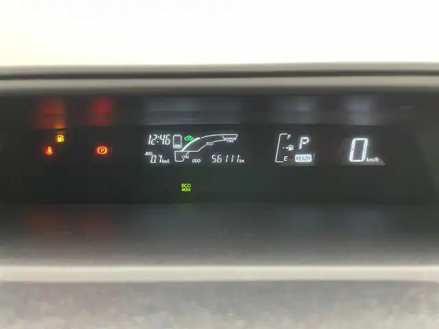 トヨタ アクア S スタイルブラック 岡山県 2016(平28)年 5.7万km ダークブルーマイカ 純正ナビ(NSZT-W66T)/(フルセグTV/BT/CD/MSV/DVD再生)/運転席シートヒーター/ビルトインETC/バックカメラ/TVキャンセラー/横滑り防止/衝突軽減ブレーキ/レーンアシスト/踏み間違い防止/オートライト/オートハイビーム/キセノンヘッドライト/ステアリングスイッチ/チルトステアリング/シートリフター/ISOFIX/ウインカーミラー/ドアバイザー/フロアマット/取扱説明書/新車保証書/スマートキー×２