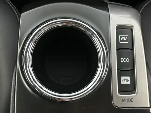 トヨタ プリウス α G 愛知県 2015(平27)年 3.2万km シルバーM 禁煙車/純正7インチナビ/（AM/FM/ワンセグTV/Bluetooth)/バックカメラ/クルーズコントロール/ETC/パワーシート/ハーフレザーシート/スマートキー/LEDヘッドライト/純正16インチアルミホイール