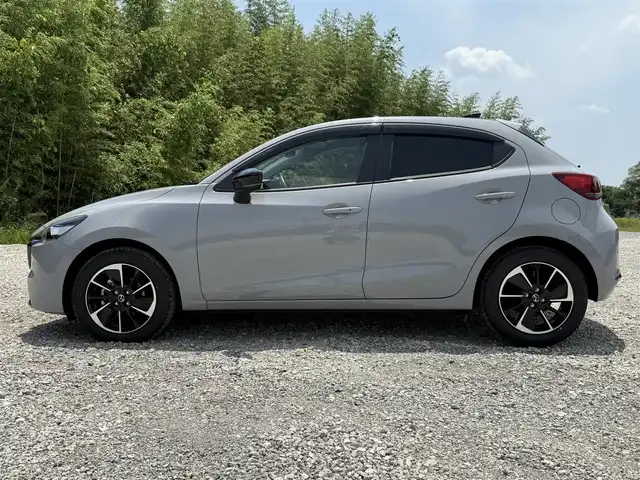 マツダ マツダ２ 15スポルト 兵庫県 2024(令6)年 0.2万km グレーⅡ ワンオーナー/ディスプレイオーディオ/フルセグTV/全方位モニター/レーダークルコン/ETC/レーンキープアシスト/コーナーセンサー/LEDヘッドライト/スマートブレーキサポート/純正アルミホイール/スマートキー/プッシュスタート