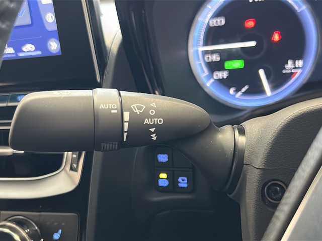 トヨタ クラウン ハイブリッド RS リミテッドⅡ 栃木県 2022(令4)年 4.1万km プレシャスホワイトパール 純正12.3型ナビ/　(Bluetooth/DVD/Blu-ray)/フルセグTV/パノラミックビューモニター/ビルトインETC2.0/レーダークルーズコントロール/クリアランスソナー/セーフティセンス/・レーントレーシングアシスト/・プリクラッシュセーフティ/・アダプティブハイビーム/・ロードサインアシスト/・先行車発進告知機能/・ドライバー異常時対応システム/ブラインドスポットモニター/リアクロストラフィックオートブレーキ/リアクロストラフィックアラート/3眼LEDヘッドランプ/本革巻きステアリング/ブラック革シート/前席パワーシート/シートヒーター/マルチフォルケッタ19インチアルミホイール/スマートエントリー/スタートシステム