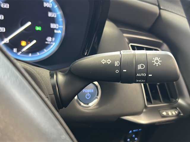 トヨタ クラウン ハイブリッド RS リミテッドⅡ 栃木県 2022(令4)年 4.1万km プレシャスホワイトパール 純正12.3型ナビ/　(Bluetooth/DVD/Blu-ray)/フルセグTV/パノラミックビューモニター/ビルトインETC2.0/レーダークルーズコントロール/クリアランスソナー/セーフティセンス/・レーントレーシングアシスト/・プリクラッシュセーフティ/・アダプティブハイビーム/・ロードサインアシスト/・先行車発進告知機能/・ドライバー異常時対応システム/ブラインドスポットモニター/リアクロストラフィックオートブレーキ/リアクロストラフィックアラート/3眼LEDヘッドランプ/本革巻きステアリング/ブラック革シート/前席パワーシート/シートヒーター/マルチフォルケッタ19インチアルミホイール/スマートエントリー/スタートシステム