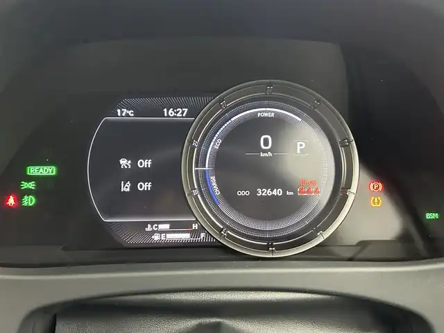 レクサス ＵＸ 250h Fスポーツ 熊本県 2019(平31)年 3.3万km ホワイトノーヴァガラスフレーク 禁煙車/レクサスセーフティシステム/純正12.3型ディスプレイオーディオナビTV/純正バックカメラ/純正ビルトイン2.0ETC/純正LEDオートライト/純正LEDフォグ/純正18インチアルミ/純正フロアマット/プリクラッシュセーフティ/アダプティブクルーズコントロール/レーンディパーチャーアラート/オートマチックハイビーム/ブラインドスポットモニター/前後クリアランスソナー/パワーバックドア/赤本革シート/パワーシート/シートヒーター/ステアリングヒーター/デュアルオートエアコン（ナノイー）/スマートキー/プッシュエンジンスタート/スペアキー/保証書/取扱い説明書