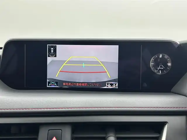 レクサス ＵＸ 250h Fスポーツ 熊本県 2019(平31)年 3.3万km ホワイトノーヴァガラスフレーク 禁煙車/レクサスセーフティシステム/純正12.3型ディスプレイオーディオナビTV/純正バックカメラ/純正ビルトイン2.0ETC/純正LEDオートライト/純正LEDフォグ/純正18インチアルミ/純正フロアマット/プリクラッシュセーフティ/アダプティブクルーズコントロール/レーンディパーチャーアラート/オートマチックハイビーム/ブラインドスポットモニター/前後クリアランスソナー/パワーバックドア/赤本革シート/パワーシート/シートヒーター/ステアリングヒーター/デュアルオートエアコン（ナノイー）/スマートキー/プッシュエンジンスタート/スペアキー/保証書/取扱い説明書