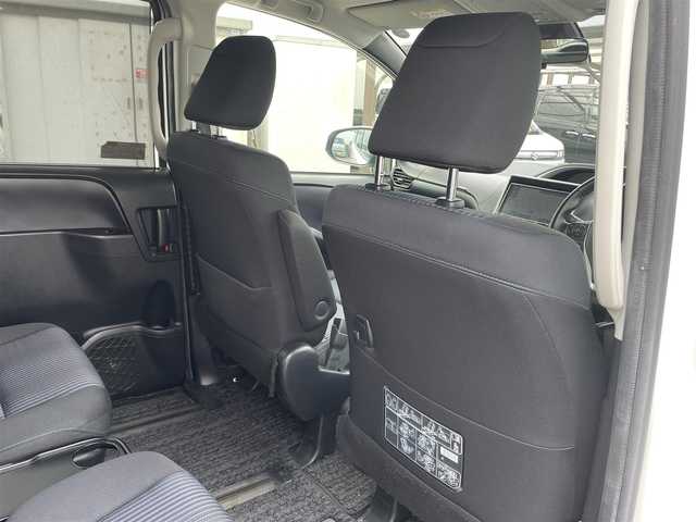 トヨタ ヴォクシー ZS 煌Ⅱ 福島県 2017(平29)年 8.8万km ホワイトパールクリスタルシャイン 両側パワースライドドア/純正ナビ/・フルセグＴＶ/・ＣＤ/・ＤＶＤ/・Ｂｌｕｅｔｏｏｔｈ/・ＦＭ・ＡＭ/両側パワースライドドア/レーンアシスト/衝突軽減ブレーキ/バックカメラ/純正フロアマット/ＨＩＤヘッドライト/アイドリングストップ