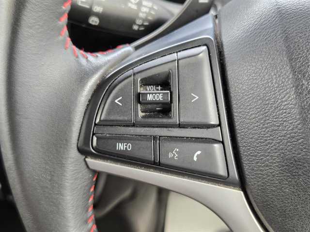 スズキ スペーシア カスタム HYBRID XS ターボ 鹿児島県 2018(平30)年 7.2万km ブリスクブルーメタリック/ブラック2トーンルーフ 純正8型ナビ/　(Bluetooth/CD/DVD)/フルセグTV/両側パワースライドドア/バックカメラ/ビルトインETC/ドライブレコーダー/クルーズコントロール/パーキングセンサー/セーフティサポート/・デュアルセンサーブレーキサポート/・後退時ブレーキサポート/・前後誤発進抑制機能/・車線逸脱警報機能/・ふらつき警報機能/・先行車発進お知らせ機能/・ハイビームアシスト/IC付ターボ/LEDヘッドランプ/本革巻きステアリング/パドルシフト/合皮/ファブリックコンビシート/運転席シートヒーター/純正15インチアルミホイール/キーレスプッシュスタートシステム/禁煙車